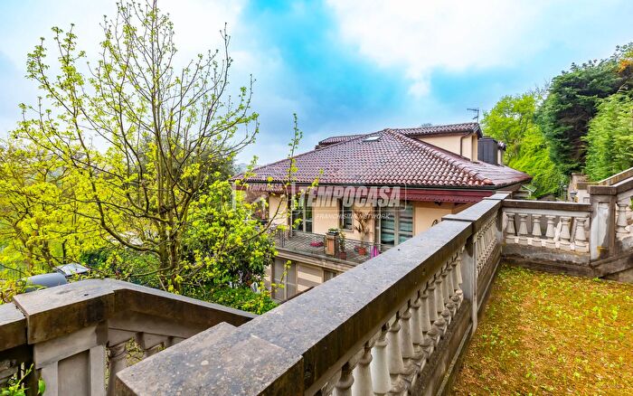 Appartamento con 7 locali in vendita in Corso Moncalieri, Torino