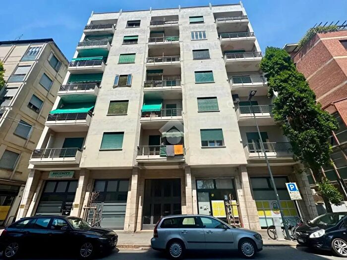 Appartamento trilocale in vendita in Corso del Popolo, Rovigo