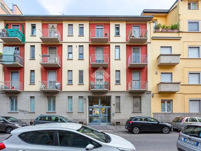Appartamento bilocale in affitto in Via Casella, Milano