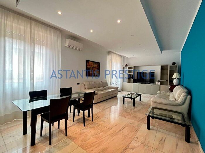Appartamento trilocale in affitto in Via Giovanni De Alessandri, Vercelli Wagner, Milano