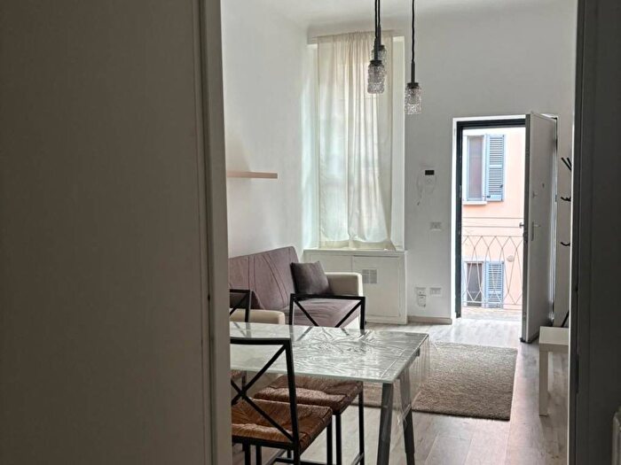 Appartamento bilocale in affitto in Viale Sabotino, Porta Romana Medaglie dOro, Milano