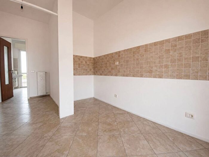 Appartamento trilocale in affitto in Popolo Rondò, Casale Monferrato