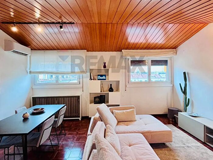 Appartamento bilocale in affitto in Via Guicciardini, Milano