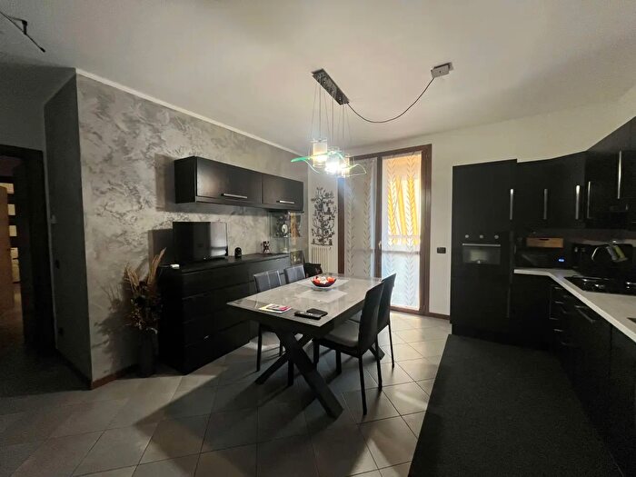 Appartamento trilocale in vendita in Via Enrico Fermi, Gattatico
