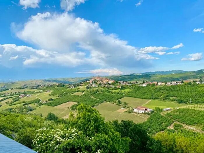 Appartamento quadrilocale in vendita in Corso Langhe, Alba