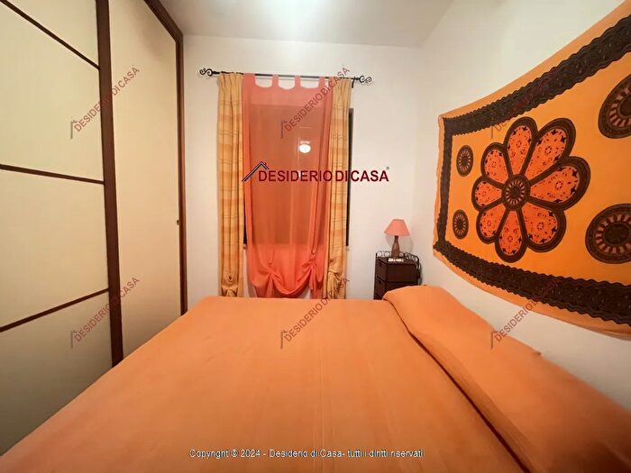 Casa quadrilocale in vendita in Viale delle Tribune Contrada Pistavecchia Pa Italia, Campofelice Di Roccella