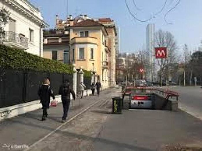 Appartamento bilocale in vendita in Piazza Giovanni Amendola, Milano
