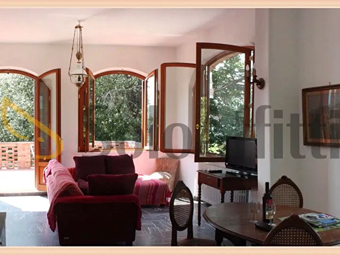 Appartamento trilocale in affitto in Strada di Vignano, Siena