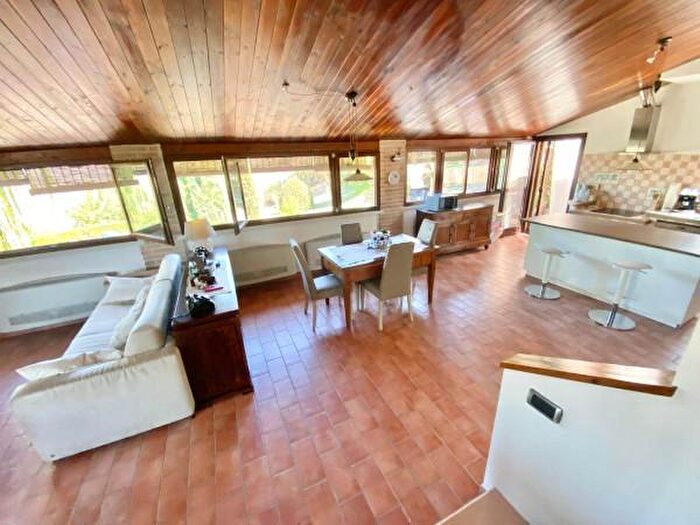 Casa con 5 locali in vendita in Via SantEgidio, Urbino