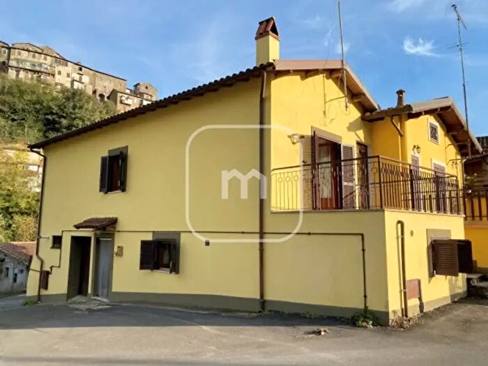 Casa quadrilocale in vendita in Via della Moletta, Genazzano