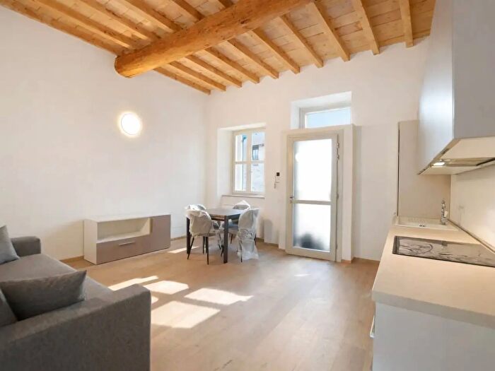 Appartamento bilocale in affitto in Via del Borgo, Bellusco