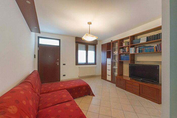 Casa con 6 locali in vendita in Via Nazionale, Malalbergo