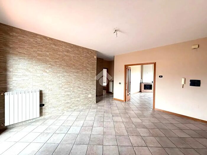 Appartamento trilocale in vendita in Via Lo Porto Traversa Brassica, Scafati