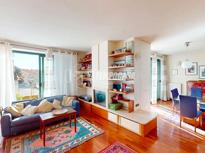 Casa quadrilocale in vendita in Via Molise, Fermo