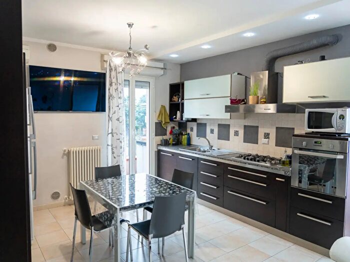 Appartamento quadrilocale in vendita in Via Viola, Santarcangelo Di Romagna