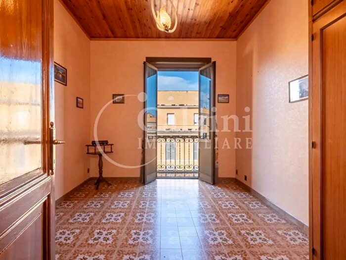 Appartamento trilocale in vendita in Roma