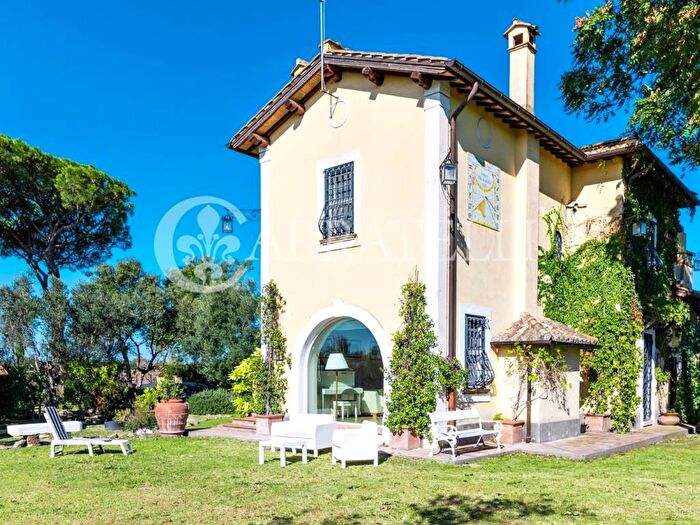 Casa con 6 locali in affitto in Via Cassia, La Giustiniana, Roma