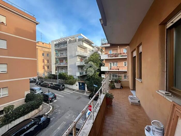 Appartamento quadrilocale in affitto in Via Ugo Bignami, Roma