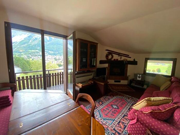 Appartamento con 6 locali in vendita in Via al Forte, Valdisotto