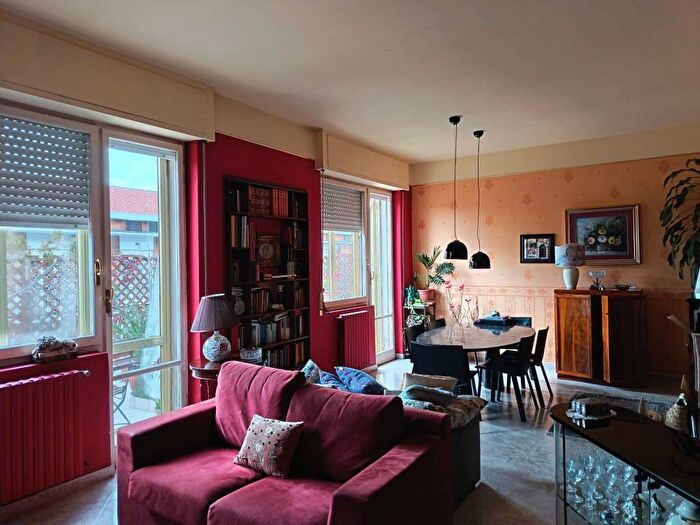 Appartamento quadrilocale in affitto in Via Tagliamento, A Annarumma A Gasperi F Tedesco, Avellino