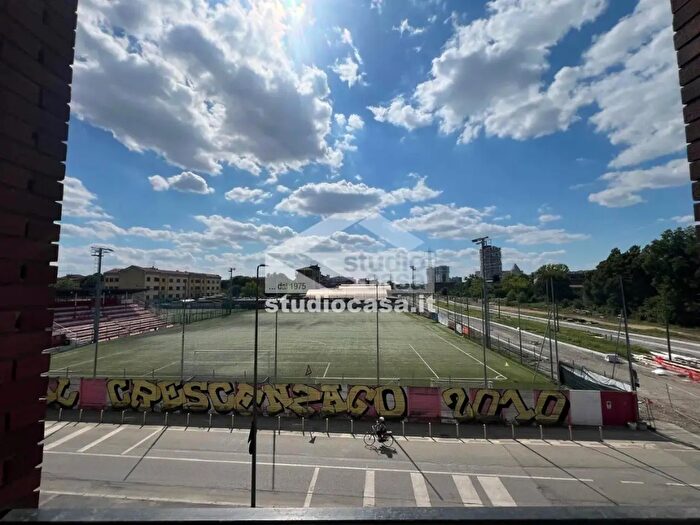 Appartamento trilocale in vendita in Via Trasimeno, Milano