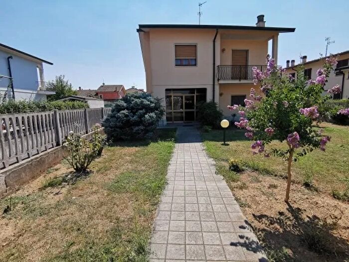 Casa trilocale in affitto in Via Milano Trescore Cremasco Cremona Lombardia Italia, Trescore Cremasco
