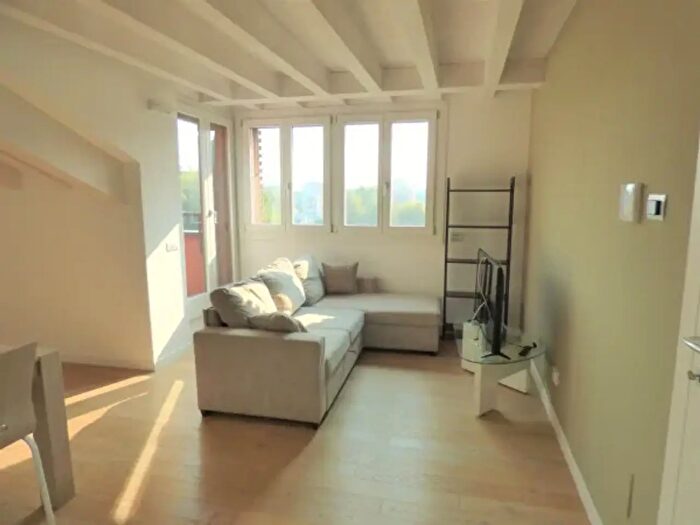 Appartamento bilocale in affitto in Via Giovanni Segantini, Milano