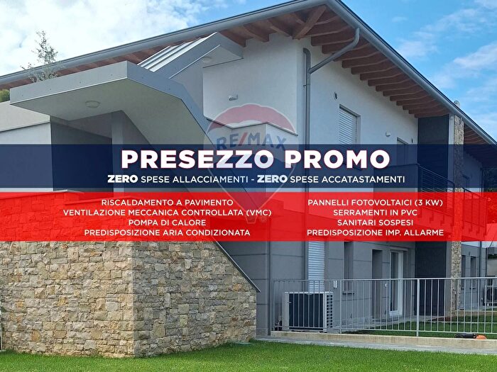 Appartamento trilocale in vendita in Via Olmetta, Presezzo