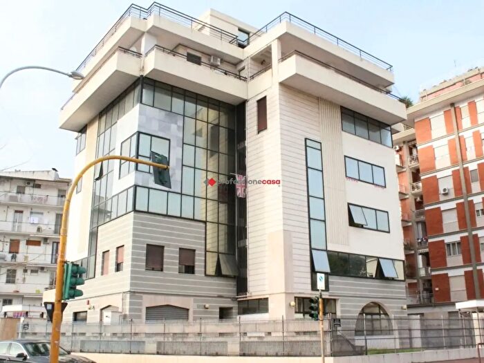 Appartamento trilocale in vendita in Viale Ofanto, Foggia