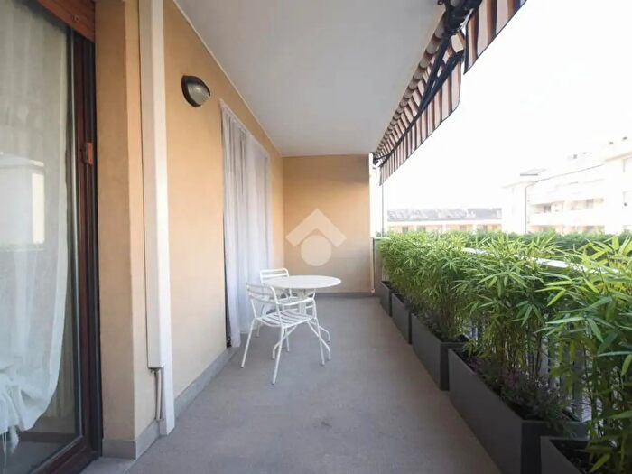 Appartamento trilocale in vendita in Via Solferino, Seregno