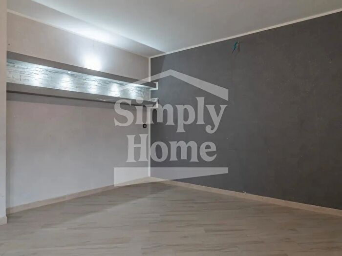 Appartamento trilocale in vendita in Via Giuseppe Augusto Levis, Chiomonte