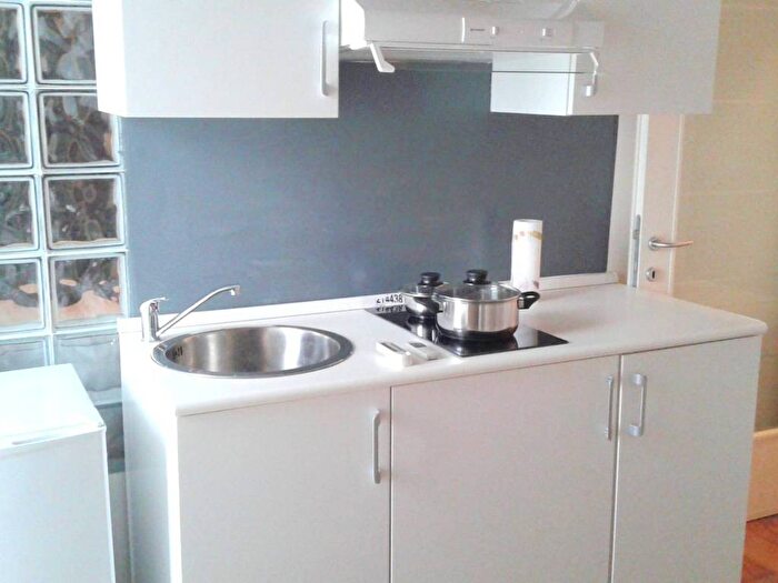 Appartamento monolocale in affitto in Vicolo Lavi, Centro, Treviolo