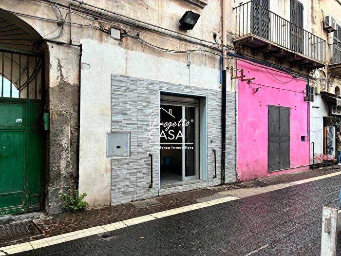 Casa monolocale in affitto in Corso Sirena, Barra, Napoli