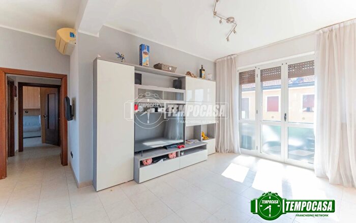 Appartamento trilocale in vendita in Via Piave, Corbetta