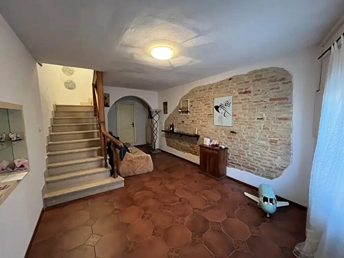 Casa con 5 locali in vendita in Foiano Della Chiana