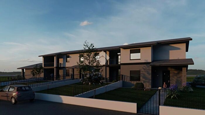 Case in Vendita e in Affitto - 2