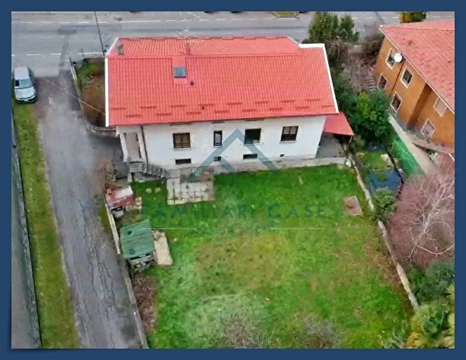 Casa quadrilocale in vendita in Via Repubblica, Carnago