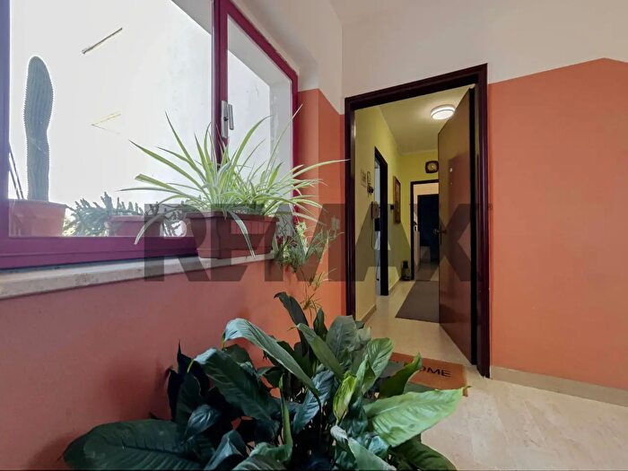 Appartamento con 5 locali in vendita in Via Ruella, Ari
