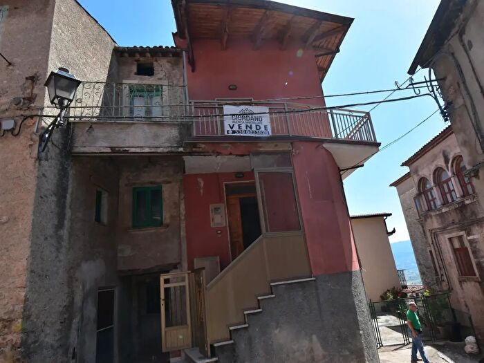 Appartamento con 5 locali in vendita in Via Madonna di Loreto, Monte San Giacomo