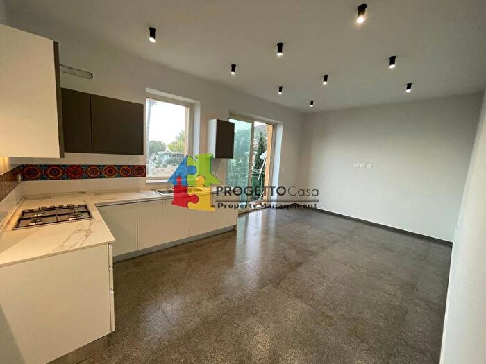 Appartamento con 5 locali in affitto in Via Luigi Pirandello, Centro, Taormina