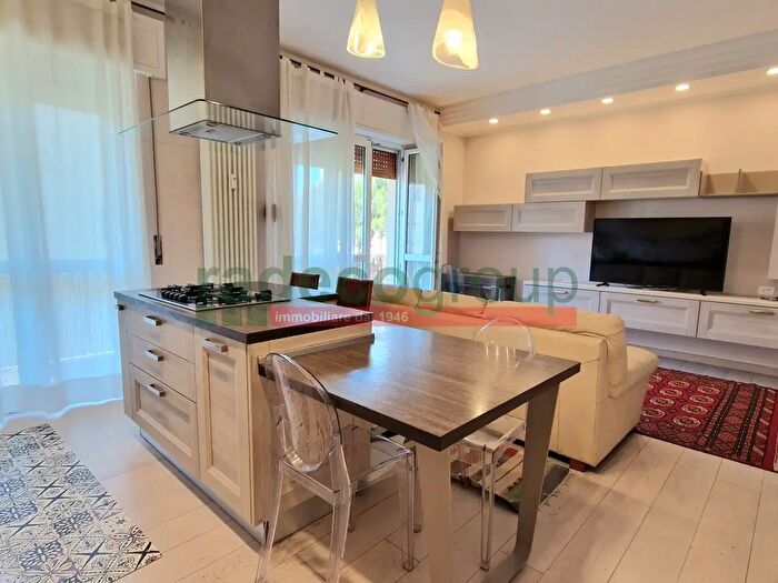 Appartamento quadrilocale in vendita in Via Umberto Lusena, Livorno