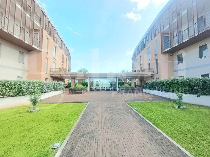 Appartamento quadrilocale in vendita in Via Aldo Moro, Bastia Umbra