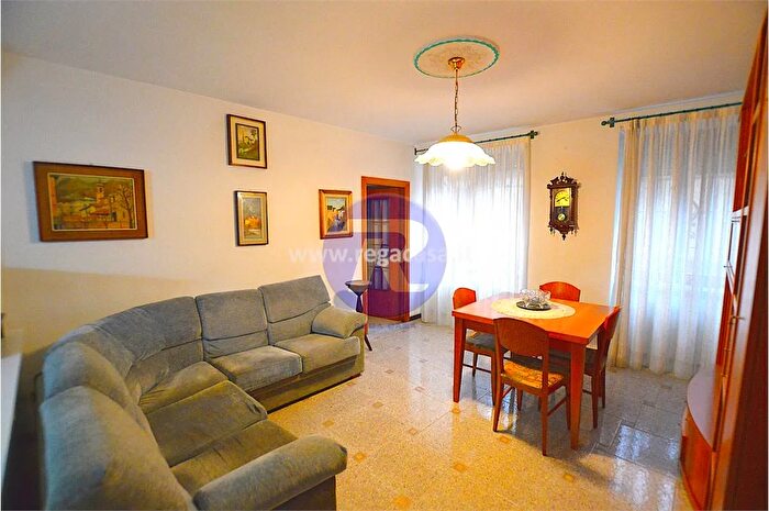 Appartamento quadrilocale in vendita in Via Don Luigi Palazzolo San Pellegrino Terme Bg, San Pellegrino Terme