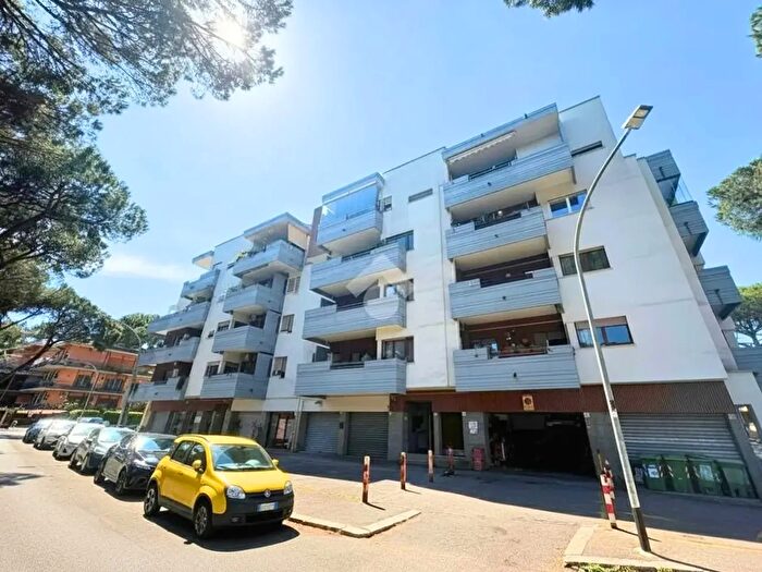 Appartamento quadrilocale in vendita in Via Antonio Schivardi, Roma