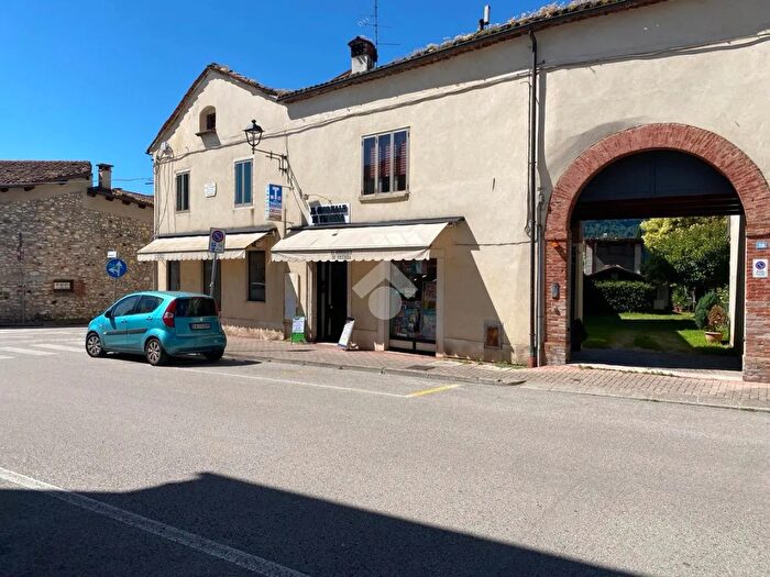 Appartamento quadrilocale in vendita in Via Giambellino, Schio