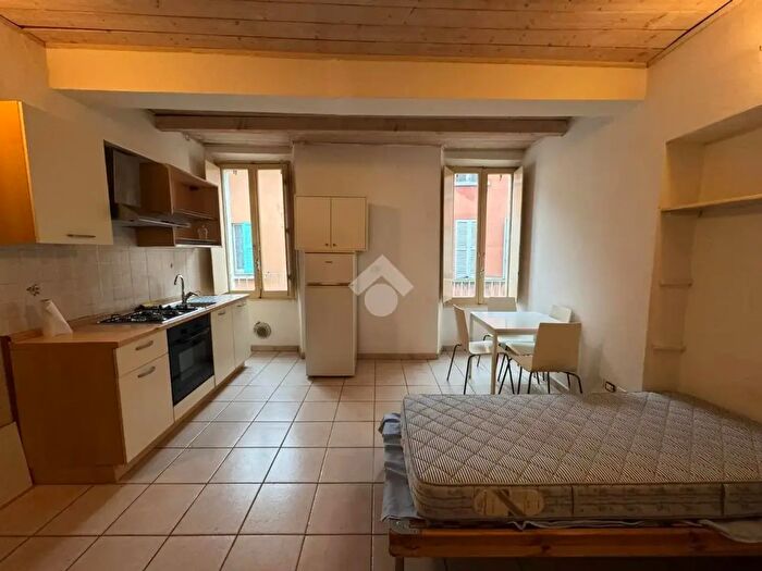 Appartamento monolocale in affitto in Via Emilia Santo Stefano, Reggio Emilia