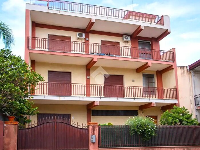 Appartamento quadrilocale in vendita in Via Belvedere, San Giovanni La Punta