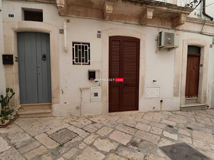 Appartamento trilocale in affitto in Via dei Saraceni, Martina Franca