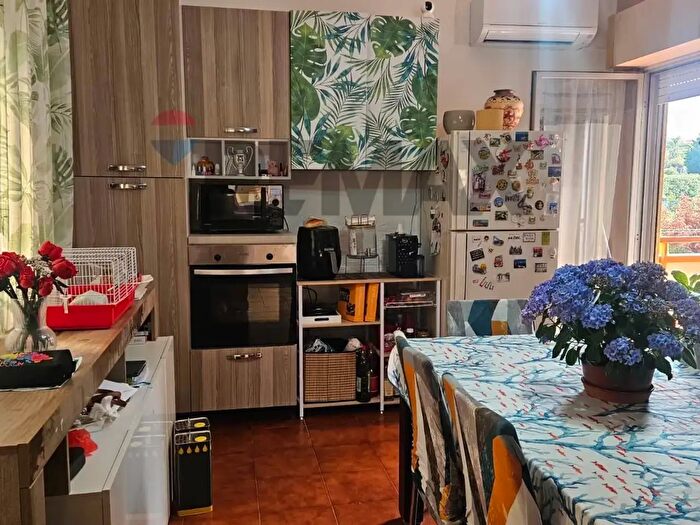 Appartamento con 5 locali in vendita in Via Papa Giovanni XXIII, Bagheria
