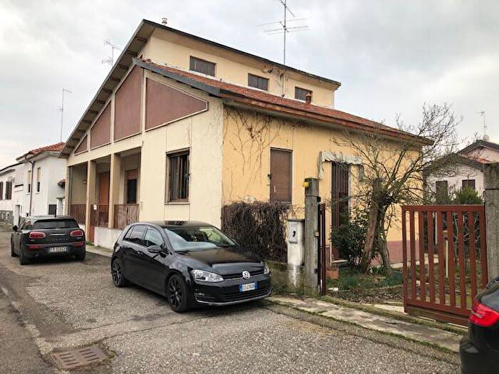 Case in Vendita e in Affitto - 1